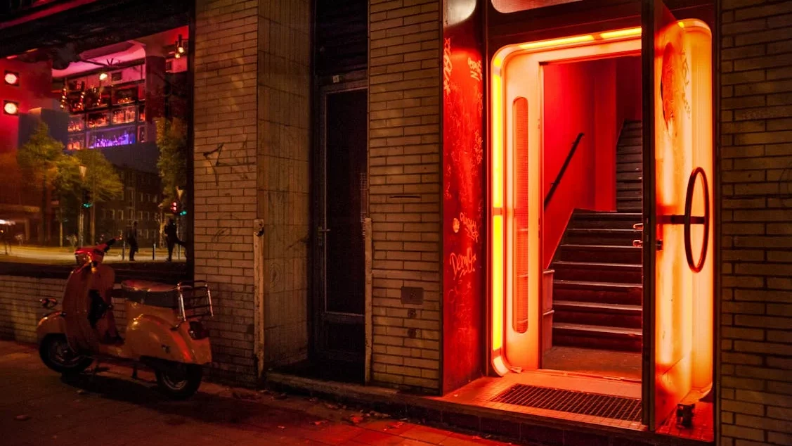 mejor momento para entrar en una discoteca-discoruta_com