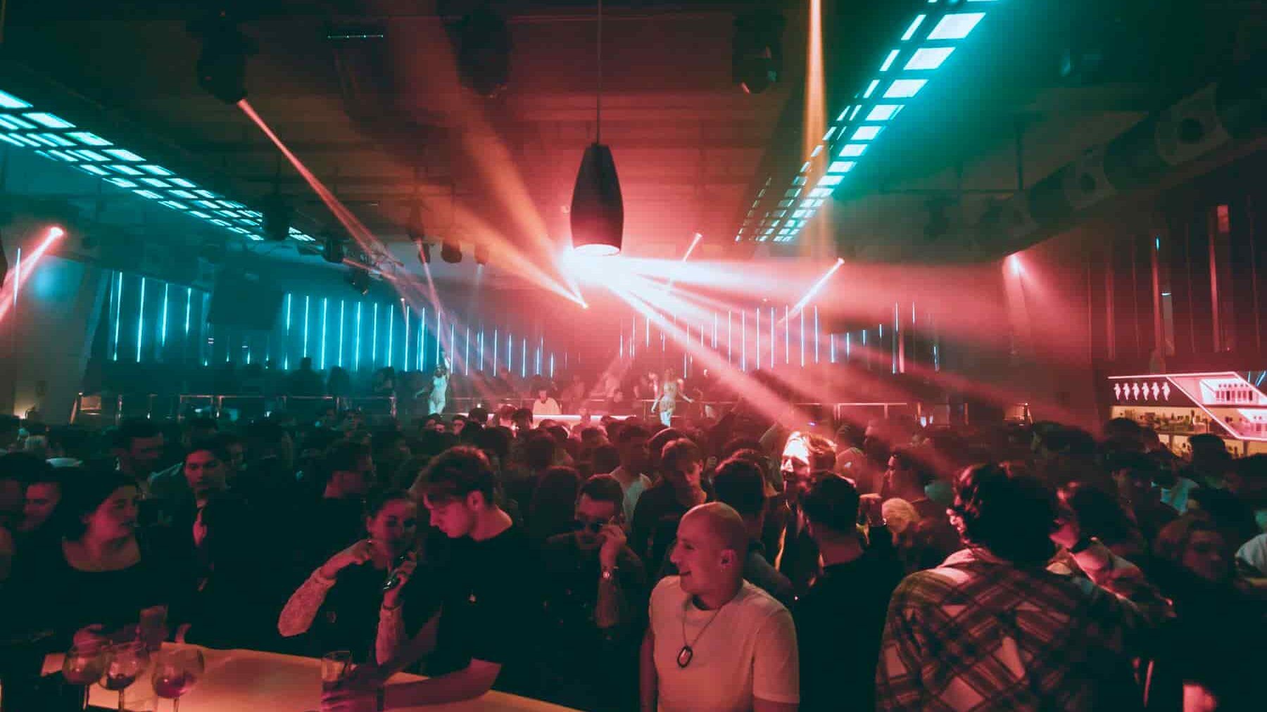 Mya Valencia Vestimenta