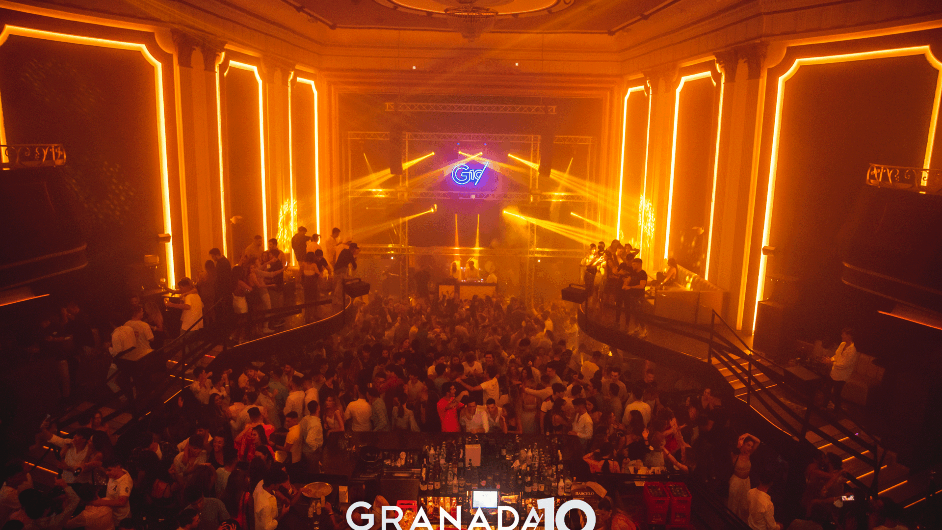 Granada 10: Entradas, ubicación, y todo lo que tienes que saber antes de ir a esta discoteca