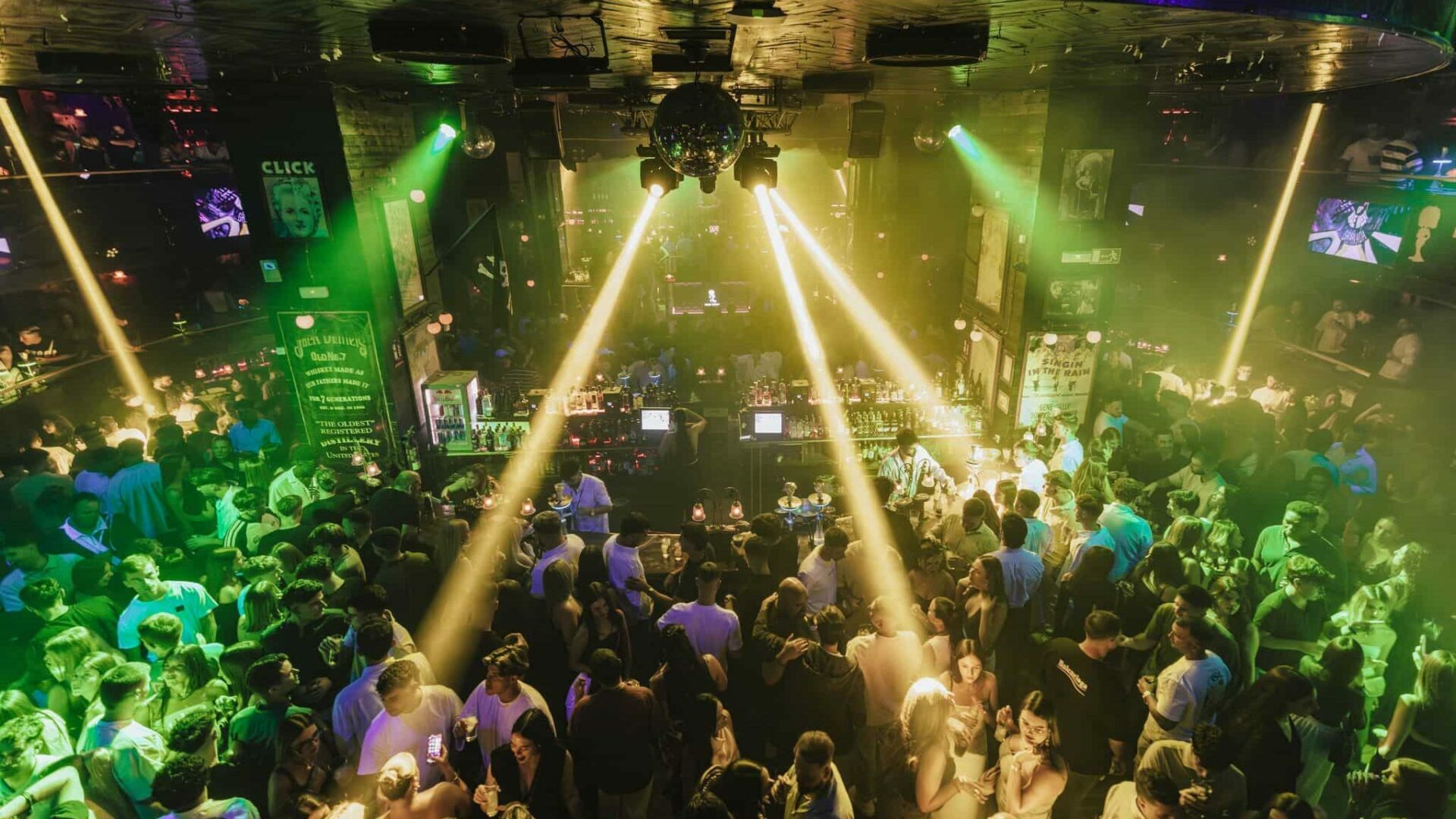 Mae West: Entradas, ubicación, y todo lo que tienes que saber antes de ir a esta discoteca