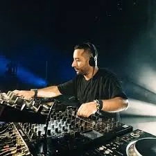 Joseph Capriati pinchando en Amnesia Ibiza (Ibiza)