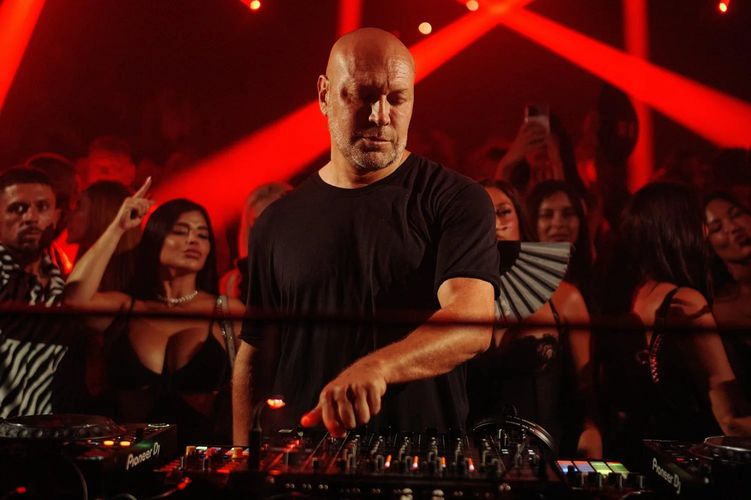 Marco Carola pinchando en Pacha Ibiza (Ibiza)