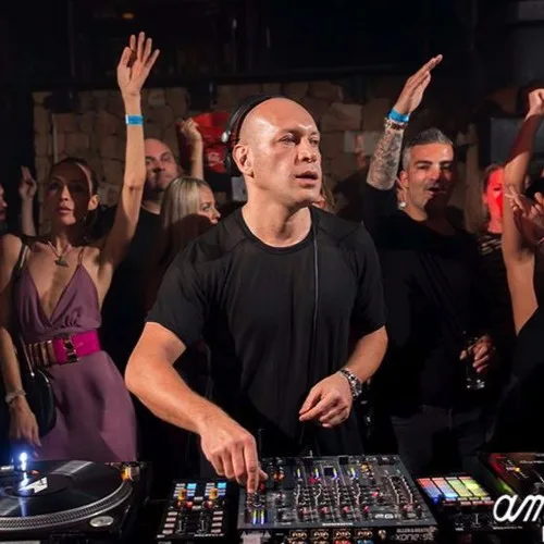 Marco Carola pinchando en Pacha Ibiza (Ibiza)