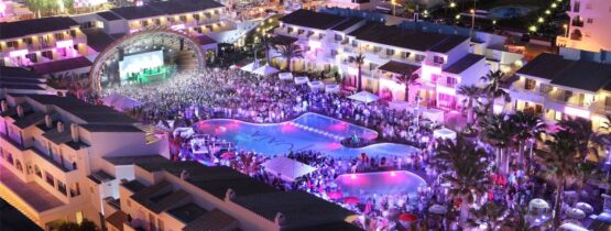Ushuaïa Ibiza discoteca pool party